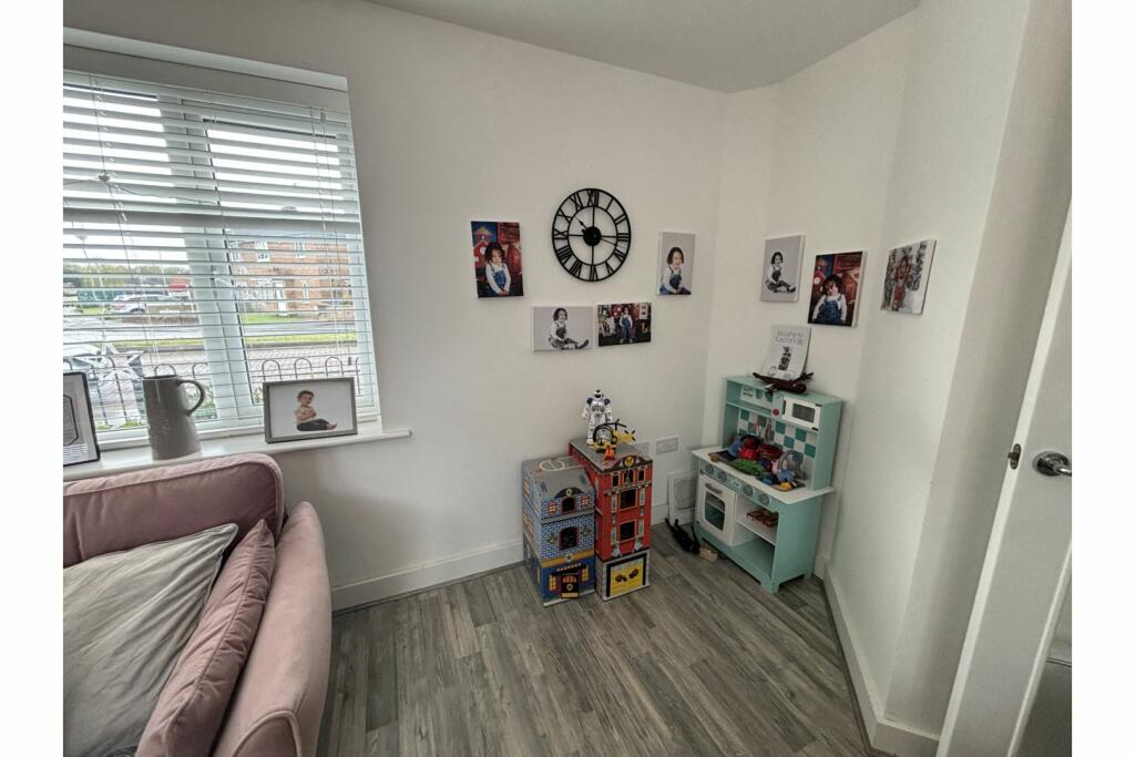 Additional image 7 of St. Vincent Crescent, West Bromwich, B70