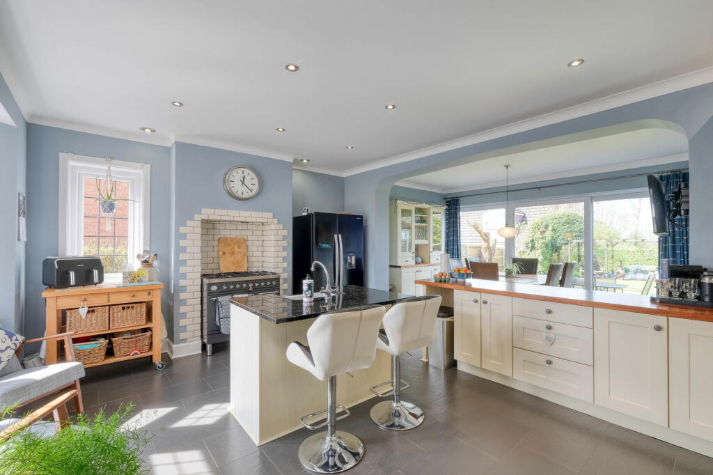 Additional image 5 of College Road, Bromsgrove, B60 2NF