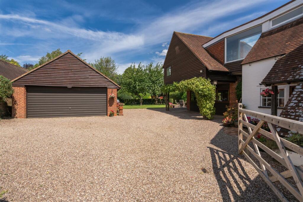 Additional image 21 of Kenilworth Road, Knowle, B93