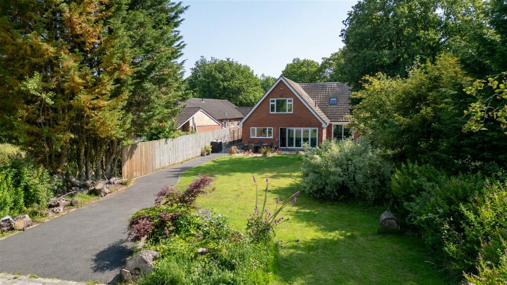 Additional image 32 of Birchy Close, Dickens Heath, Solihull