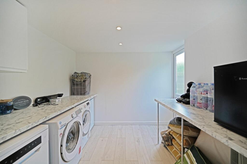 Additional image 6 of Spiers Close, Knowle, B93