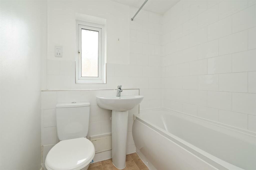 Additional image 14 of Hazeltree Grove, Dorridge, Solihull