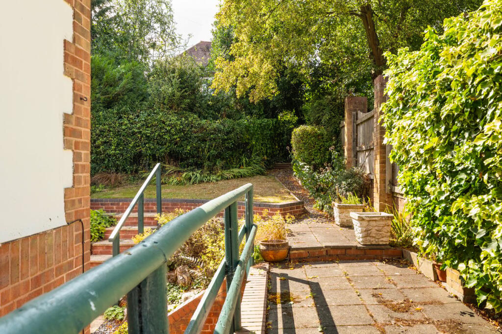 Additional image 15 of The Yew Trees, Henley-in-Arden, Warwickshire, B95
