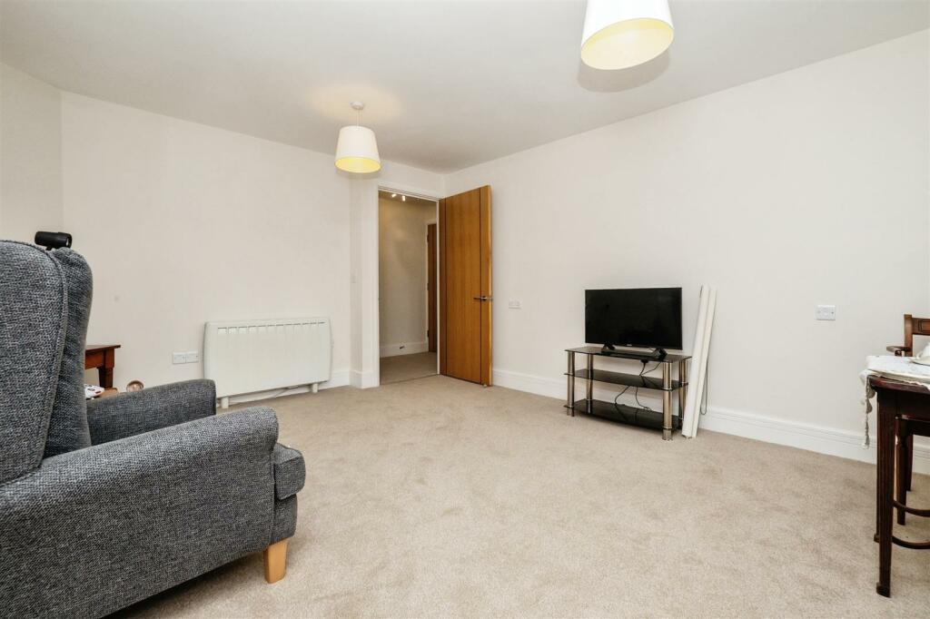 Additional image 8 of Poppy Court, 339 Jockey Road, Sutton Coldfield