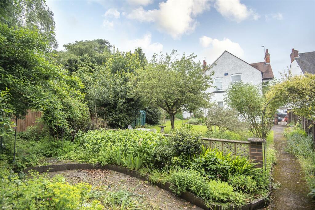 Additional image 30 of Lichfield Road, Hopwas, Tamworth