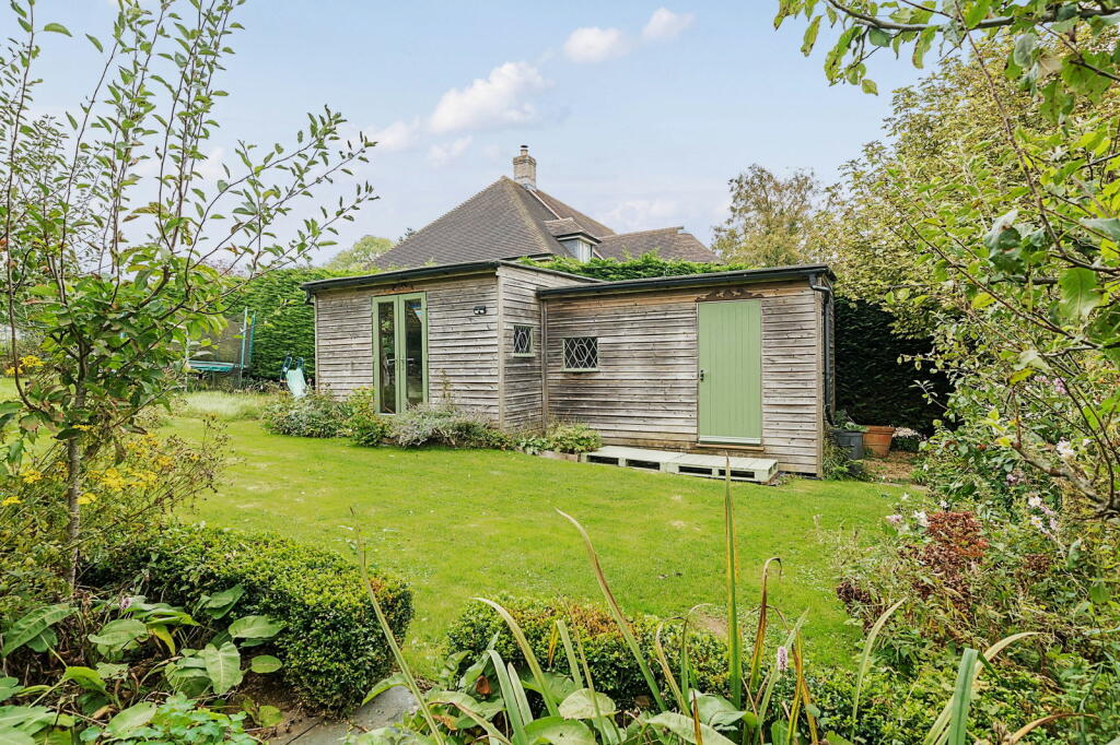 Additional image 20 of Eden House, Chantry BA11 3LJ