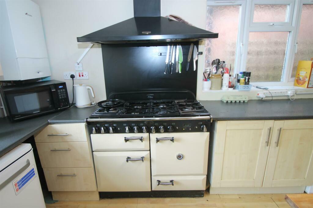 Additional image 5 of Manor Lane, Halesowen, B62