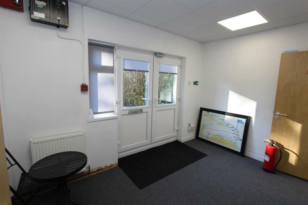 Additional image 5 of Elmdon Road, Marston Green, Birmingham, West Midlands, B37