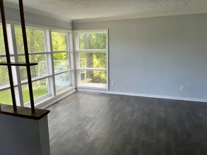 Additional image 2 of 220 Davis Rd