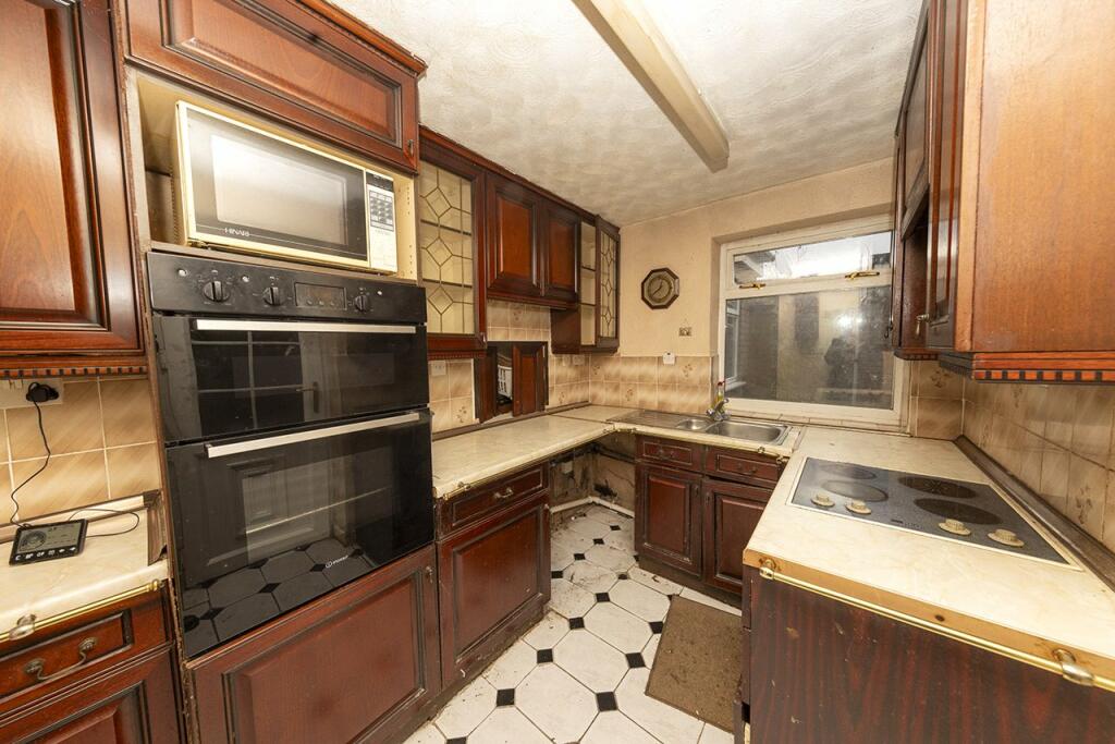 Additional image 6 of Westmead Drive, Oldbury, West Midlands, B68