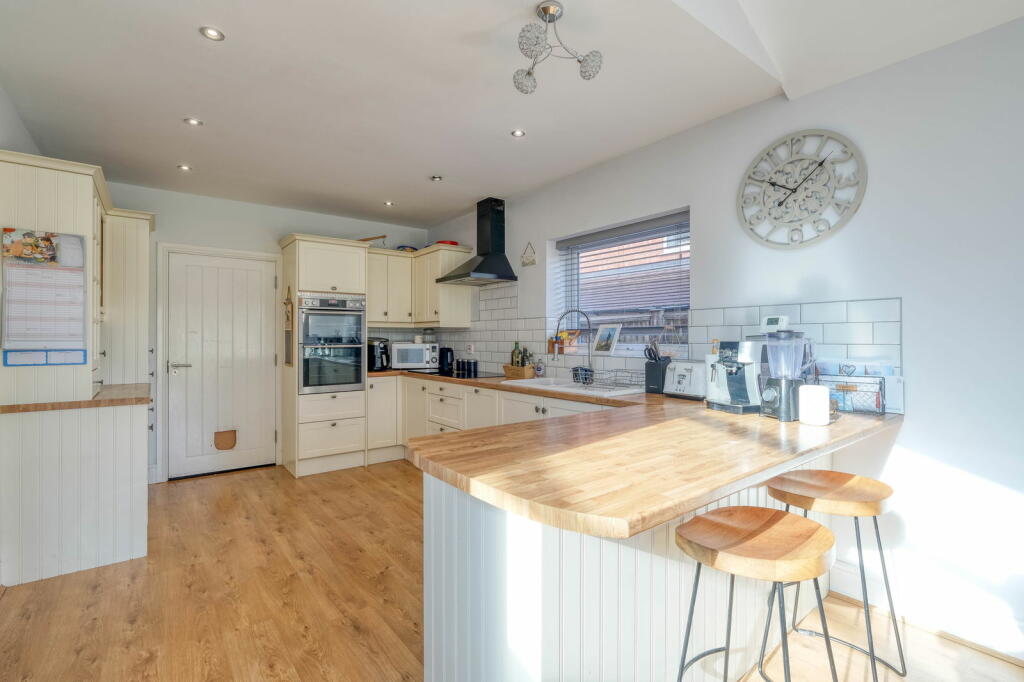 Additional image 4 of St. Godwalds Road, Aston Fields, Bromsgrove, B60 3BW