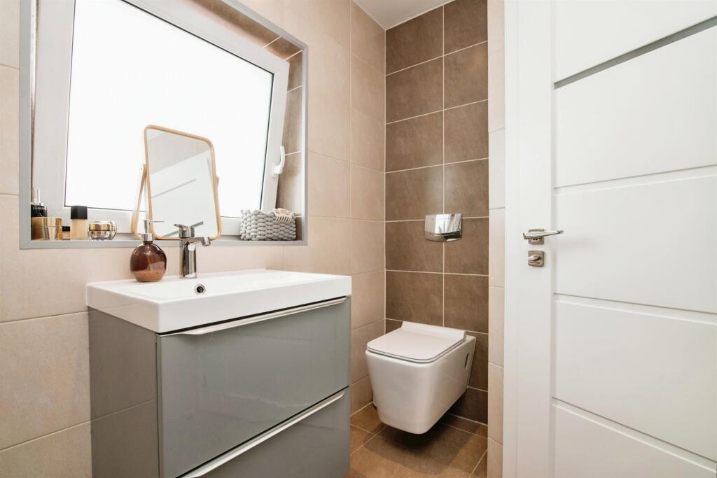 Additional image 12 of Selkirk Close, West Bromwich