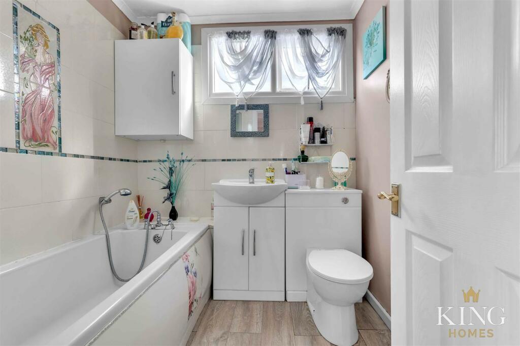 Additional image 11 of St. Martins Avenue, Studley