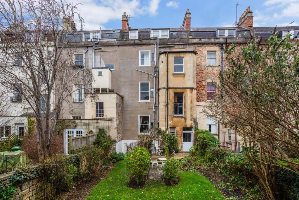 Additional image 14 of Beaufort East Bath BA1