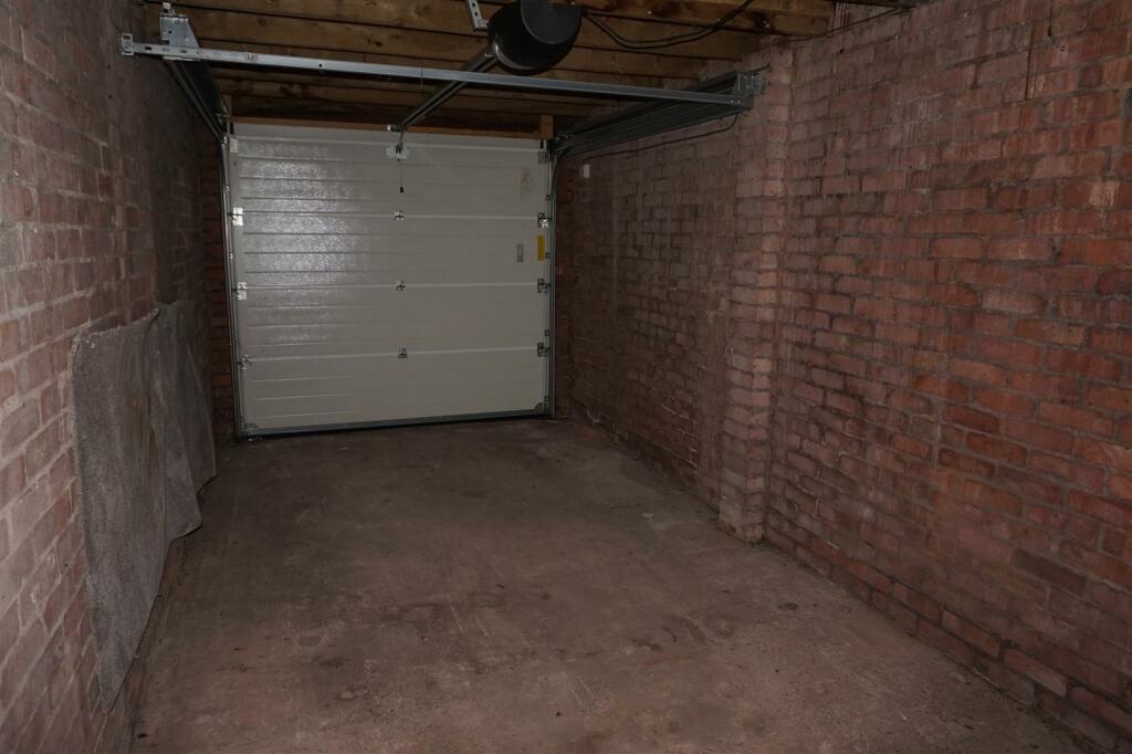 Additional image 18 of Sutton Close, Redditch