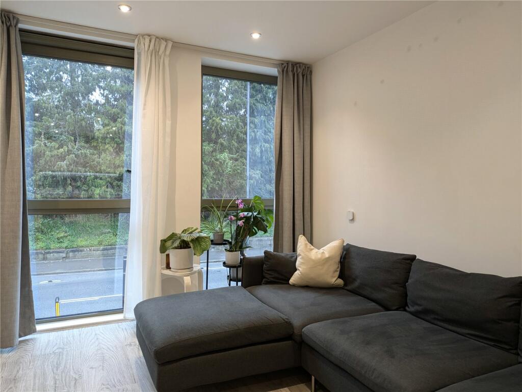 Additional image 11 of Victoria Bridge Road, Bath, Somerset, BA1