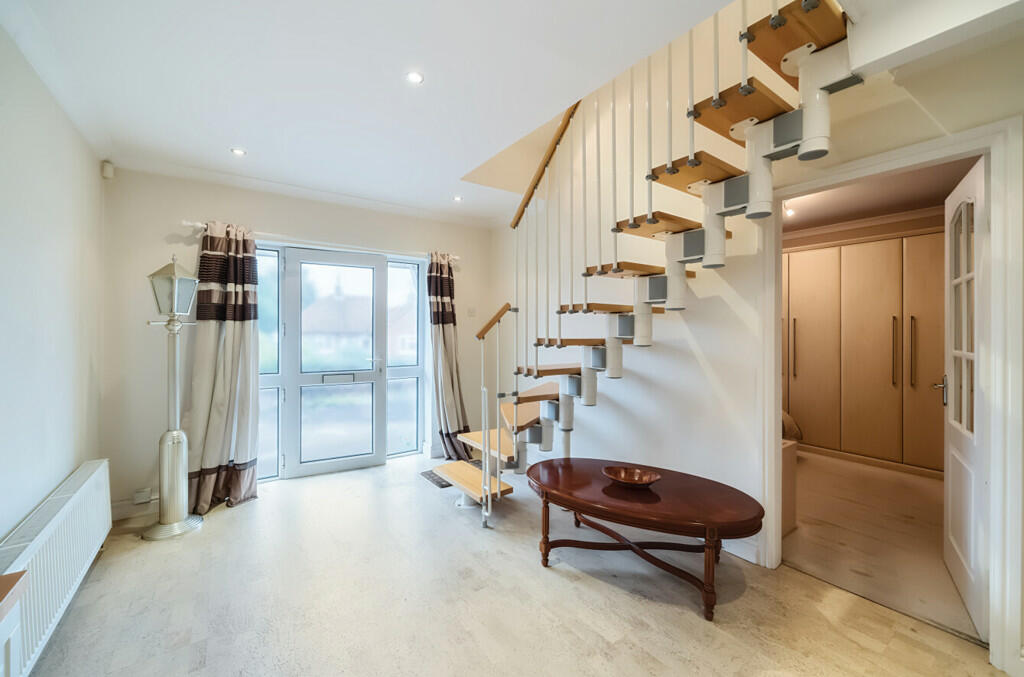 Additional image 9 of Heath Road, Hollywood, Worcestershire