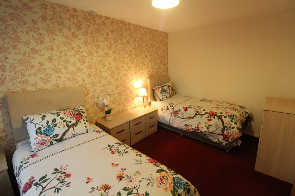 Additional image 7 of HALESOWEN, Linden Glade, Stourbridge Road