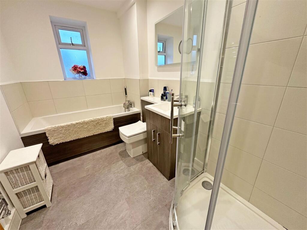 Additional image 5 of Chapel Drive, Wythall, B47 6JP