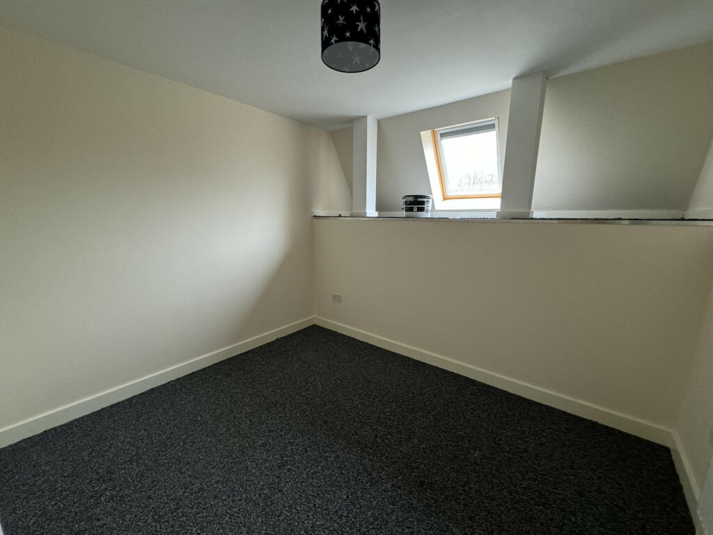 Additional image 4 of Flat 1, High Street, Bromsgrove, Worcestershire, B61