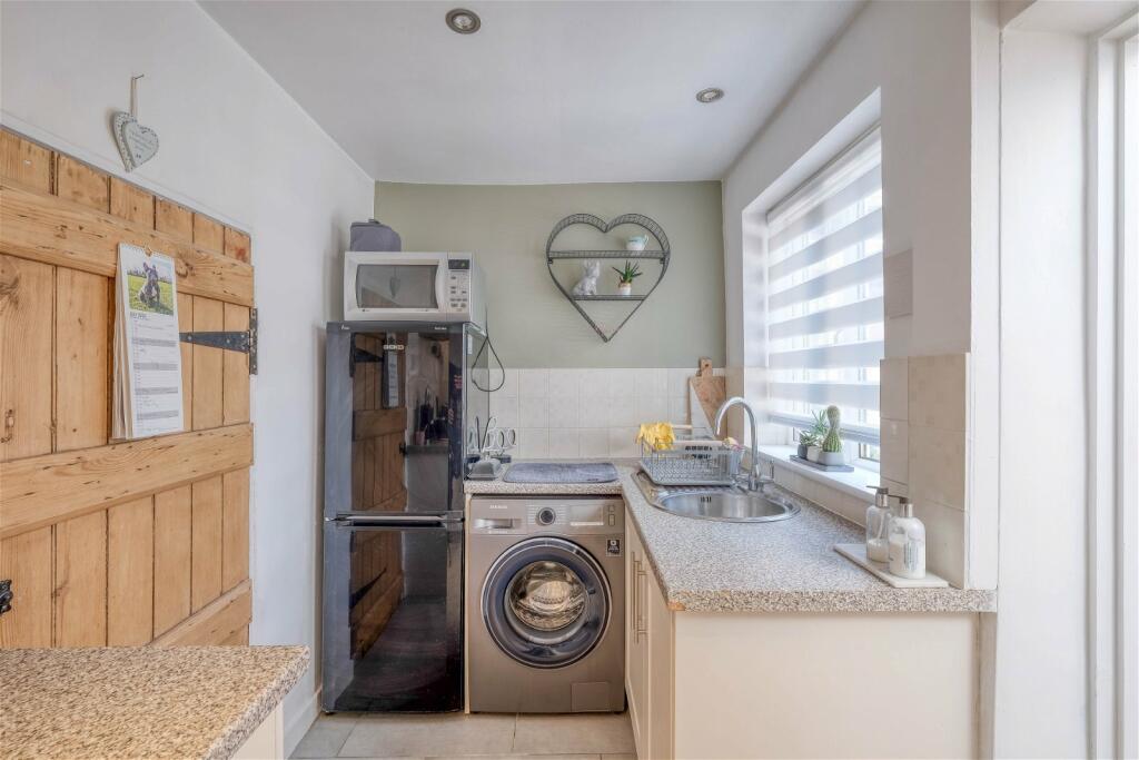 Additional image 4 of Redditch Road, Stoke Heath, Bromsgrove, B60 4JN