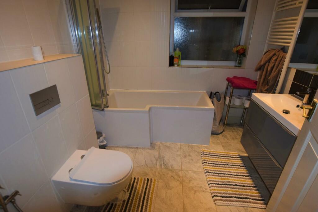 Additional image 9 of Pilkington Avenue, Sutton Coldfield