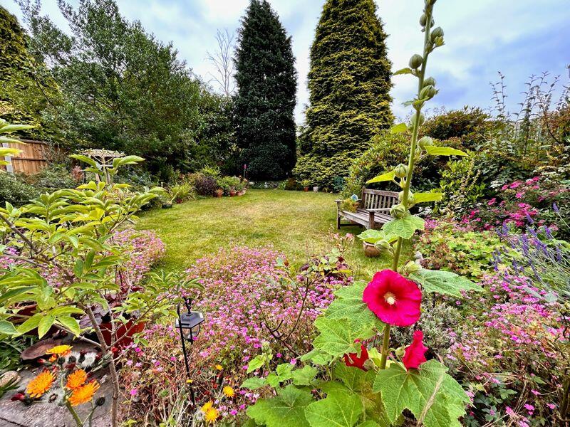 Additional image 24 of Monmouth Drive, Sutton Coldfield, B73 6JN