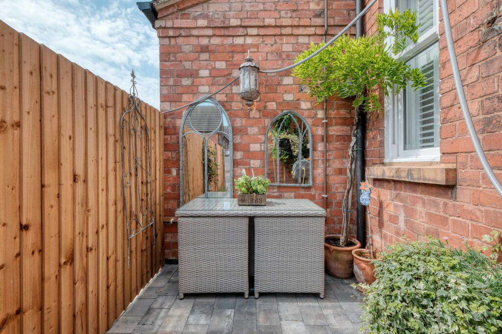 Additional image 12 of Barnsley Hall, Barnsley Hall Road, Bromsgrove, Worcestershire, B61 0TX