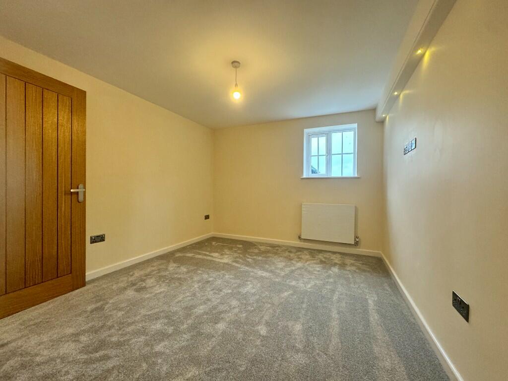 Additional image 34 of Vine Cottage, Dunnington, B49