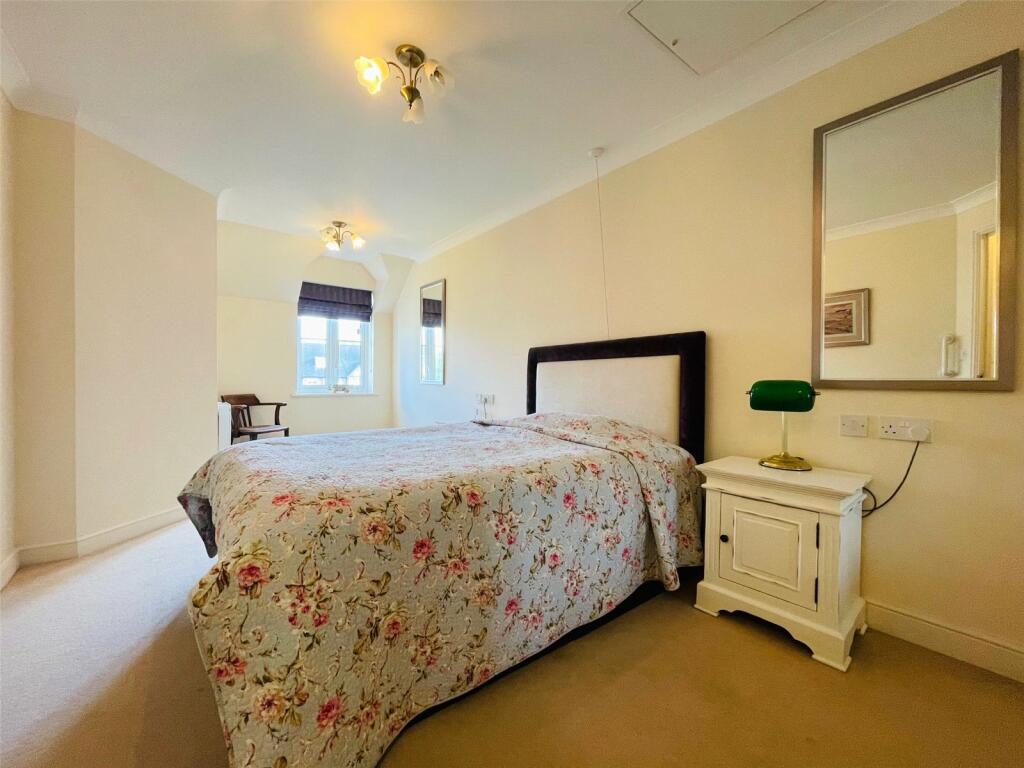 Additional image 9 of Warwick Road, Solihull, West Midlands, B92