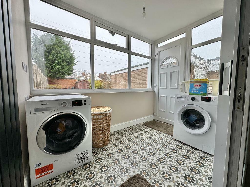 Additional image 8 of Burghley Drive, West Bromwich, B71 3LX