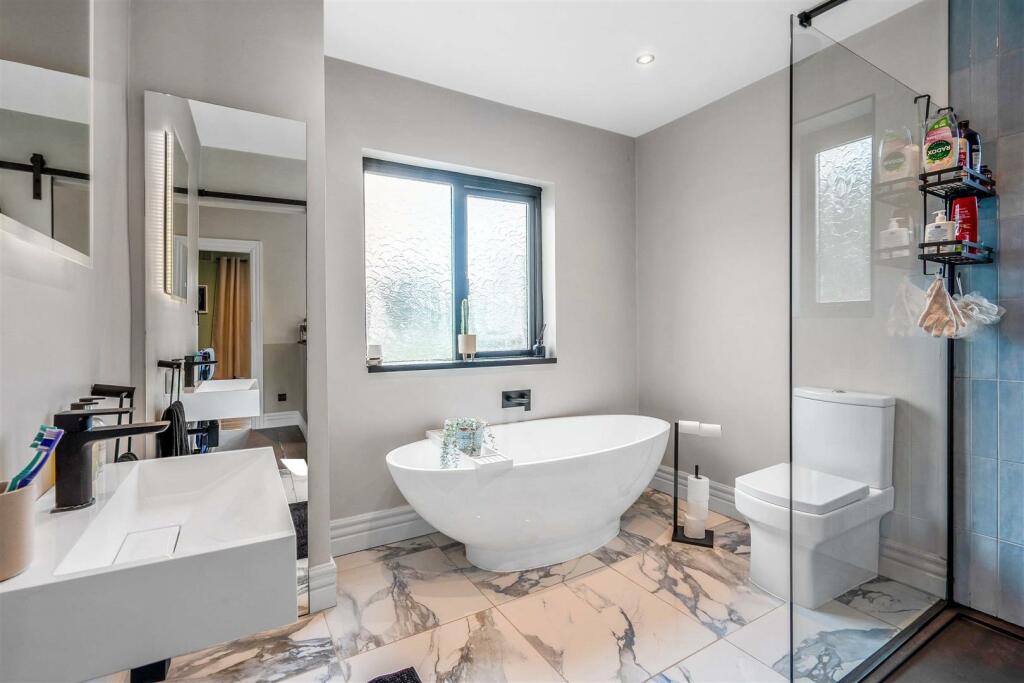 Additional image 19 of Windermere Drive, Streetly, Sutton Coldfield