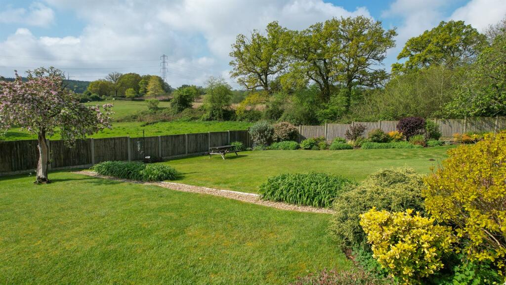 Additional image 21 of Wike Lane, Sambourne