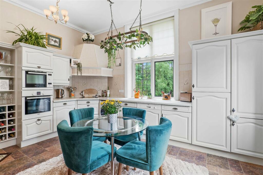 Additional image 2 of Purshall Close, Southcrest, Redditch B97 4PD