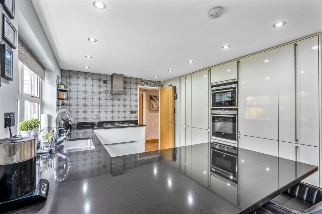 Additional image 18 of Barrack Close, Sutton Coldfield