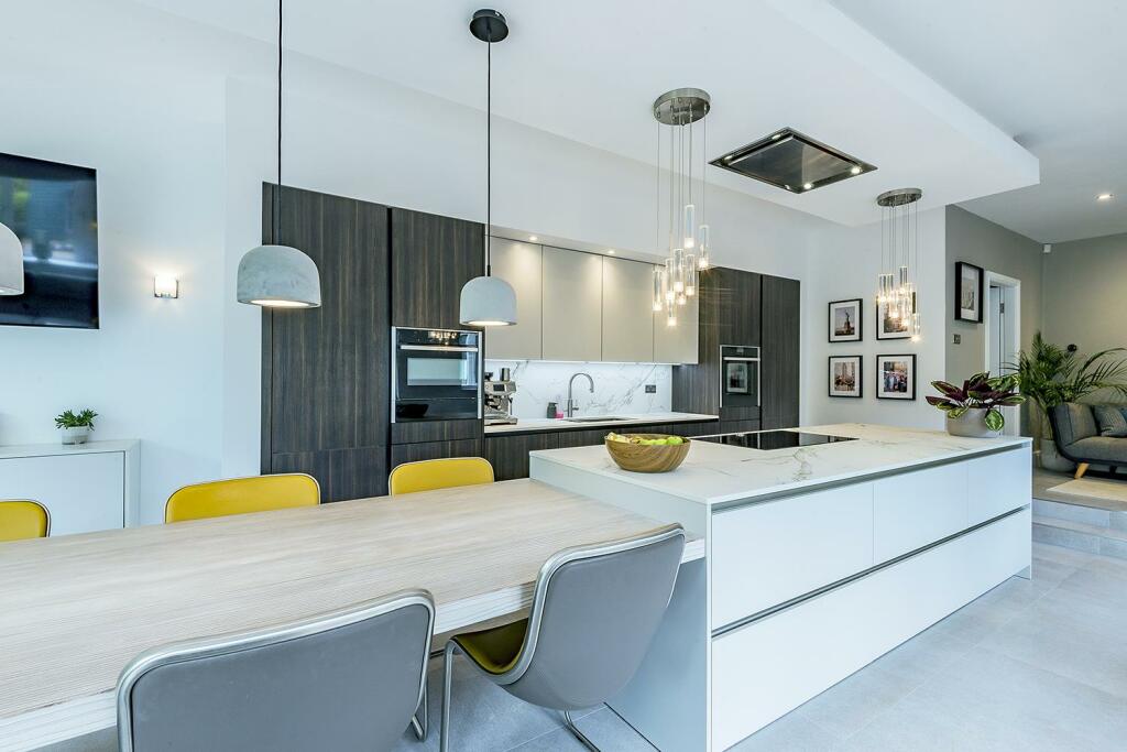 Additional image 34 of Alderbrook Road, Solihull