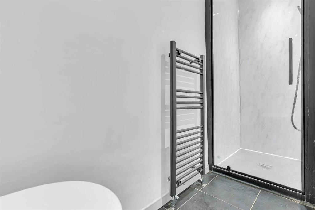 Additional image 11 of Birmingham Road, Mappleborough Green, Warwickshire