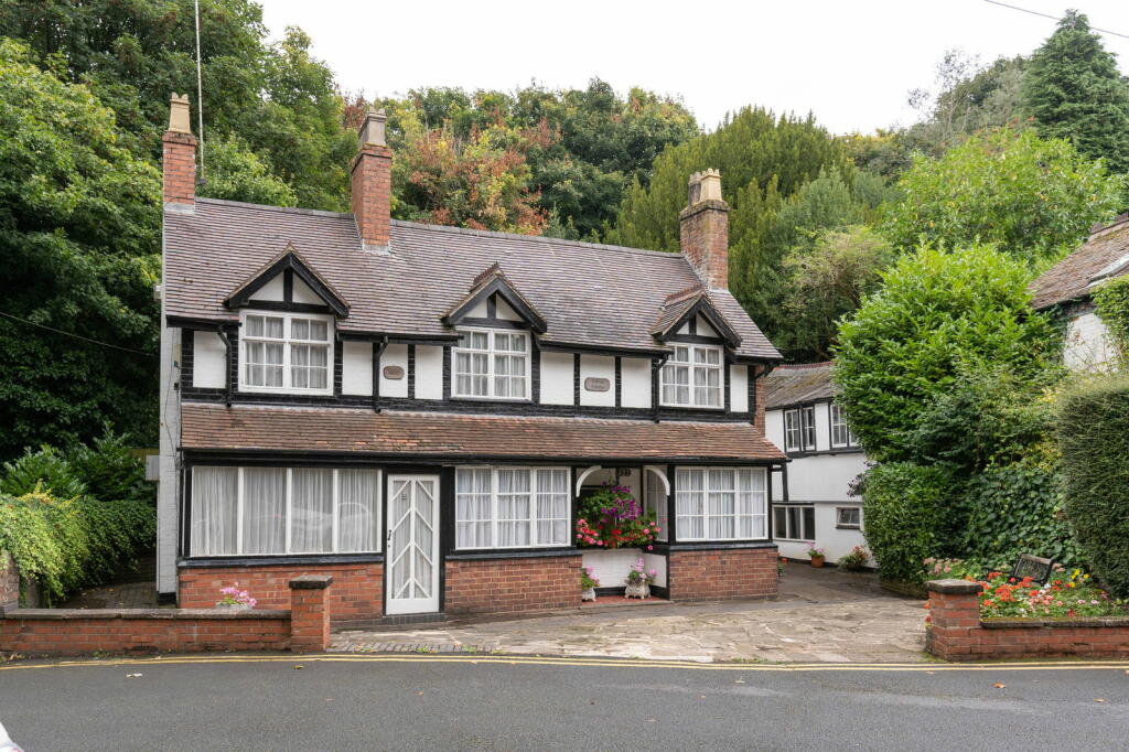 Additional image 21 of Groveley Lane, Cofton Hackett, B45 8UA