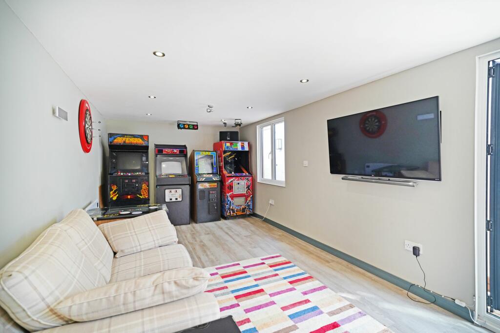 Additional image 29 of Warwick Road, Knowle, B93