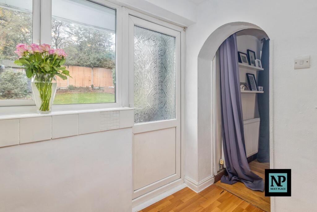 Additional image 7 of Whiting, Tamworth, B77