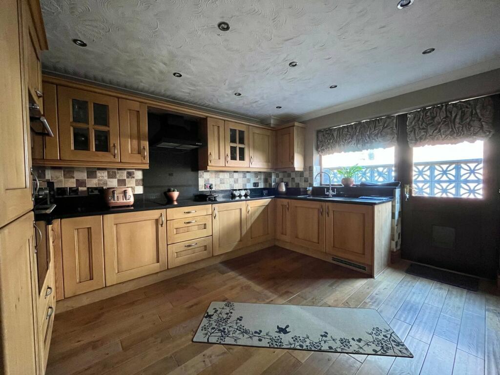 Additional image 6 of Wyndmill Crescent, West Bromwich, B71