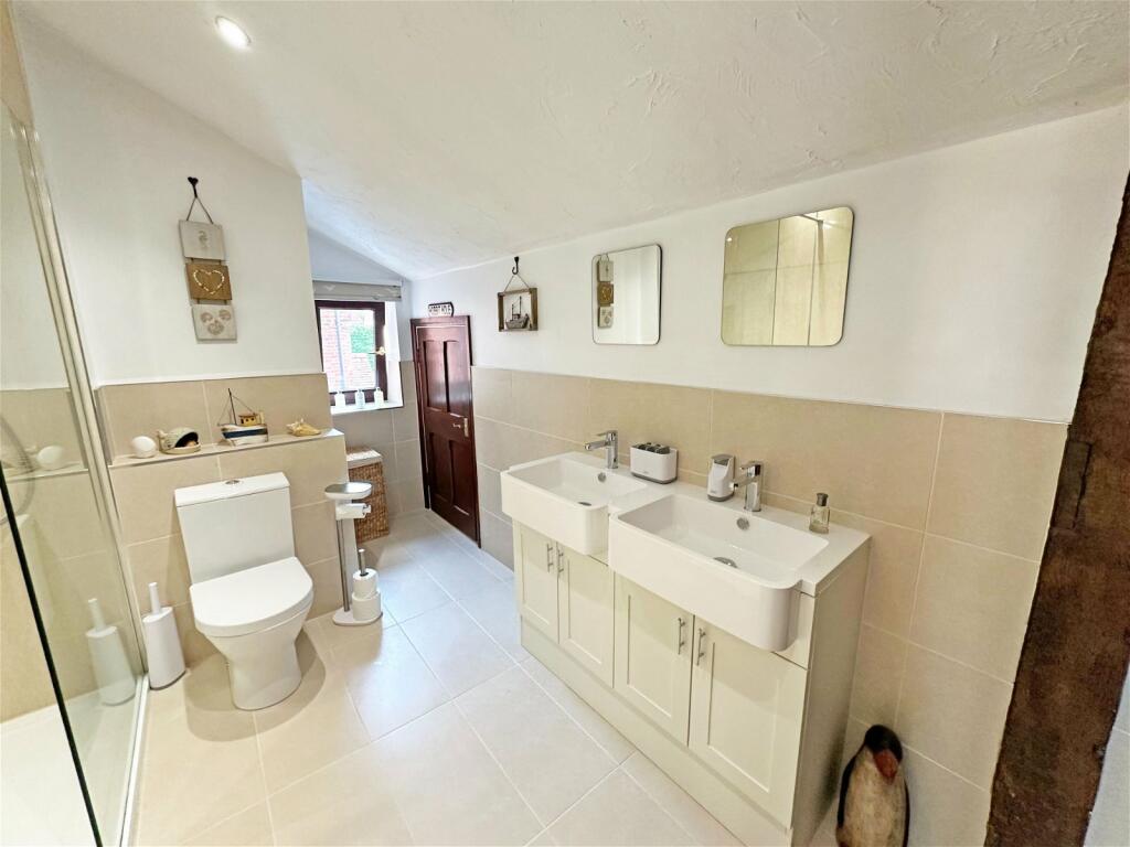 Additional image 27 of Houndsfield Court, Houndsfield Lane, Wythall, B47 6LX