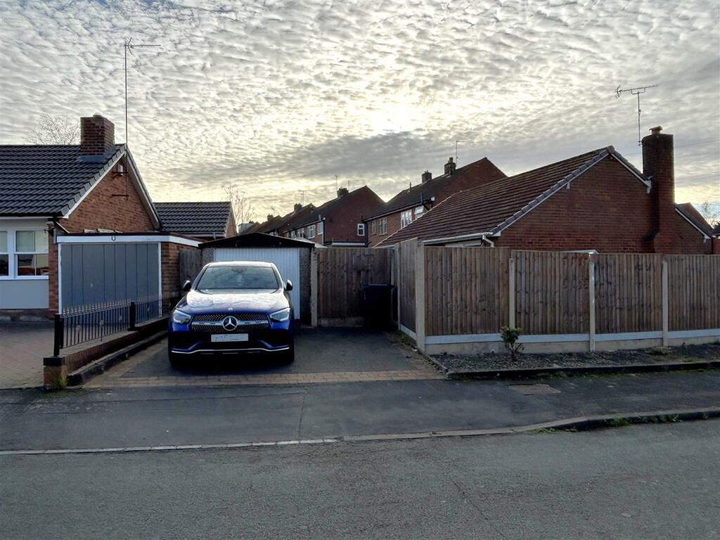 Additional image 14 of Lansdowne Road, Hurst Green, Halesowen