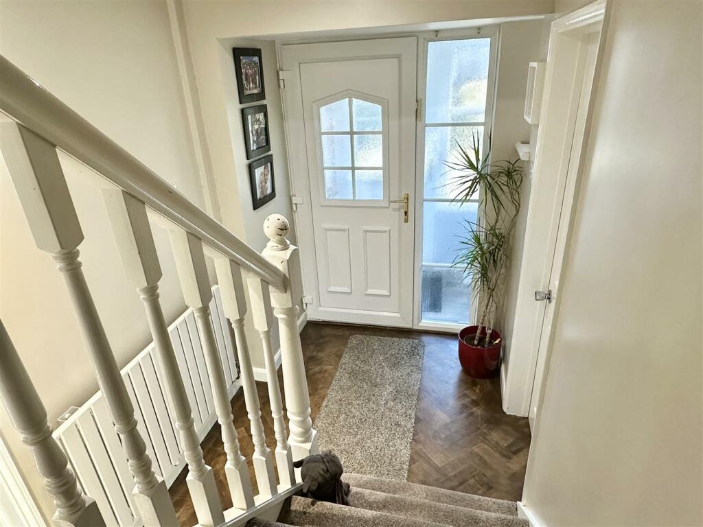 Additional image 17 of Coleshill Close, Hunt End, Redditch