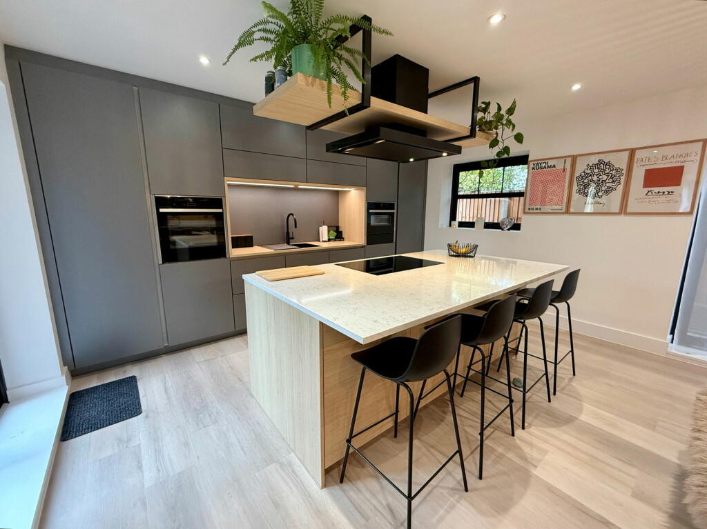 Additional image 4 of Shutt Lane, Earlswood