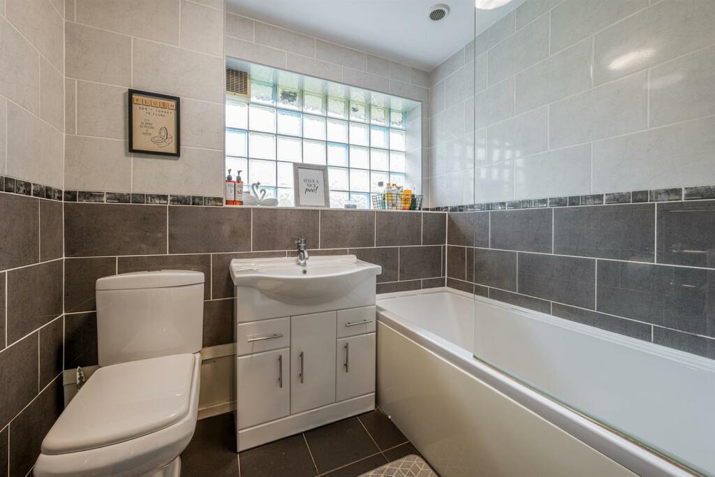 Additional image 12 of Radbourne Drive, Halesowen, B63 2YD