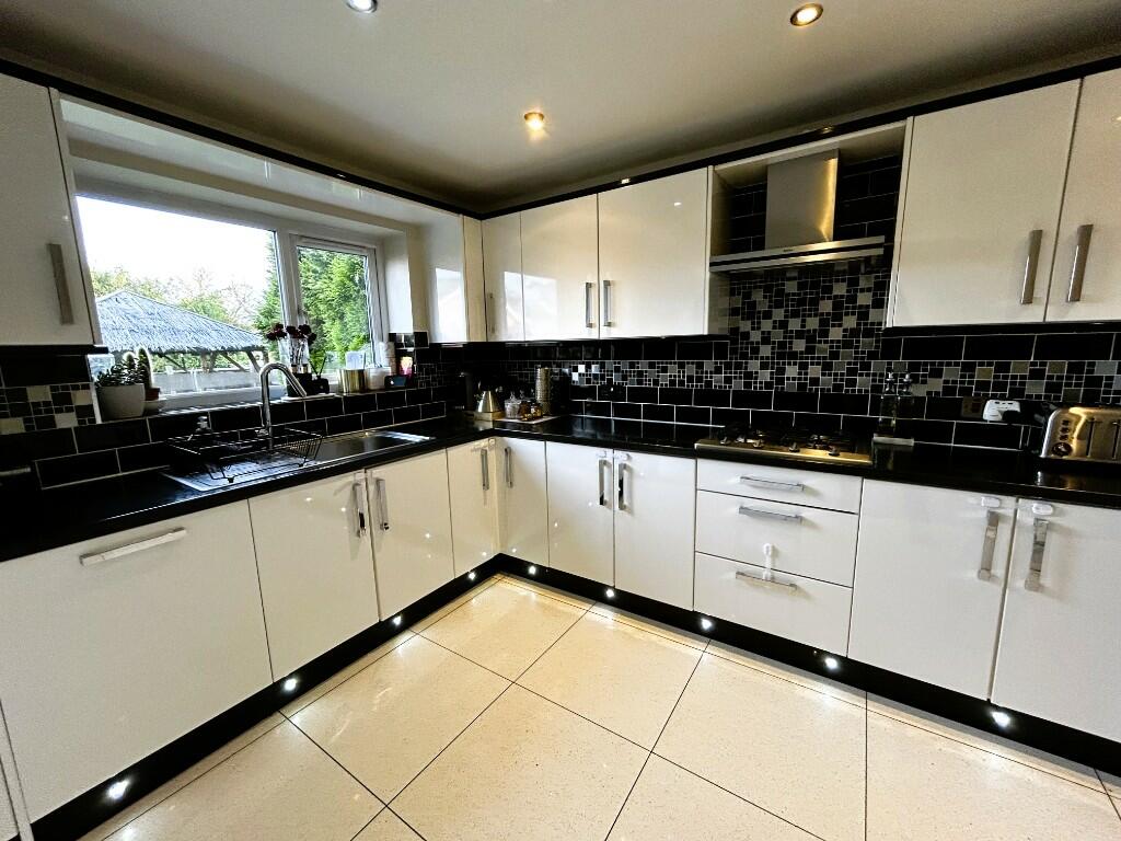 Additional image 7 of Carlton Avenue, Sutton Coldfield, West Midlands, B74