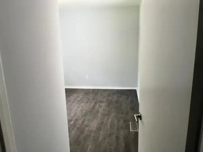 Additional image 5 of 220 Davis Rd