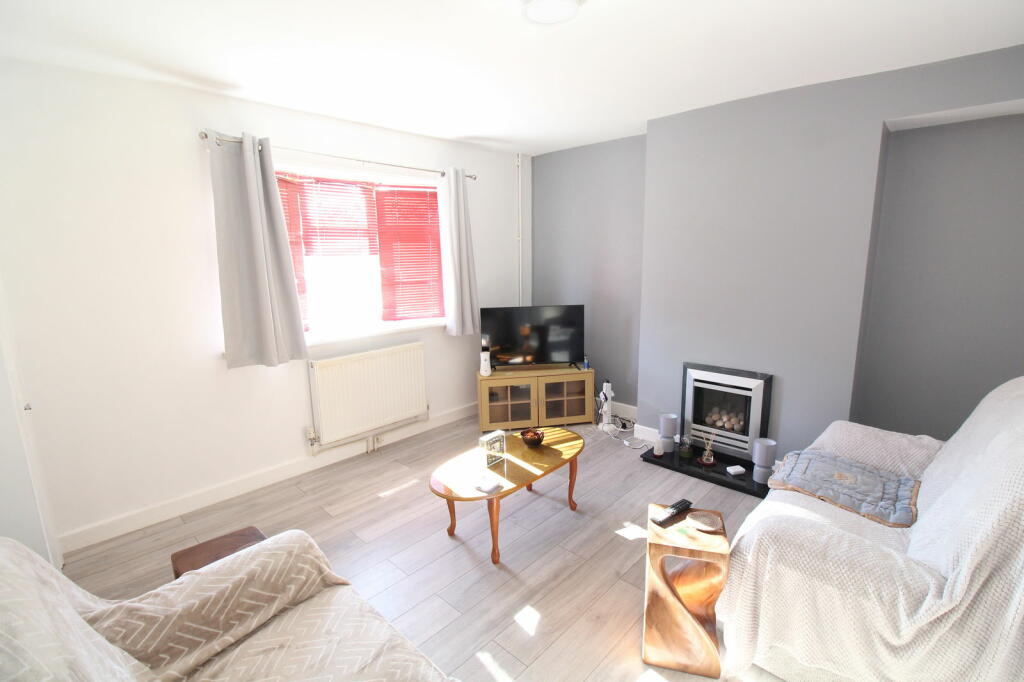 Additional image 10 of HALESOWEN, Highfield Crescent