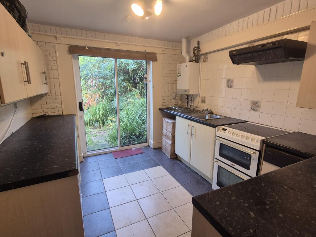 Additional image 4 of Hanbury Road, Bromsgrove, B60